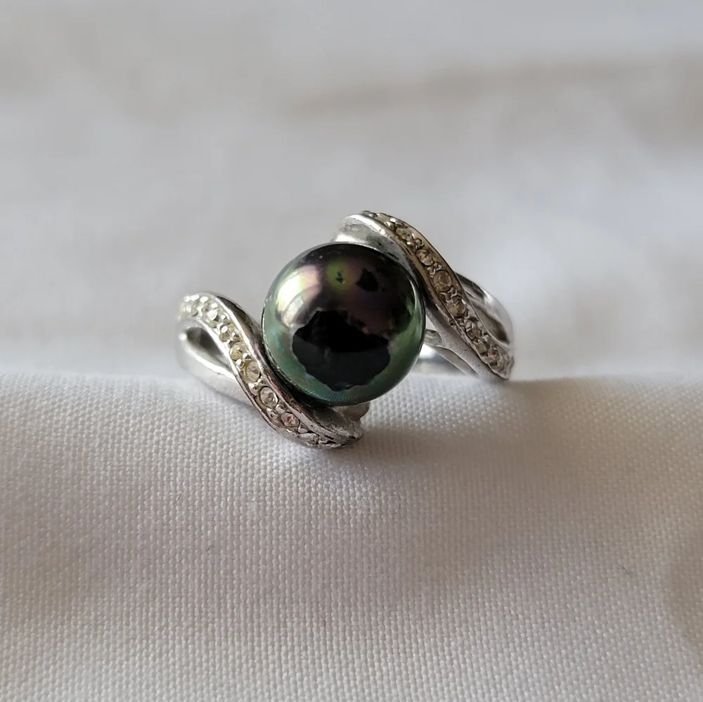 Faux Black Pearl Ring Silver Tone